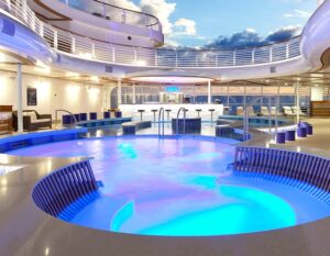 disney-cruise-singapore-2025-adult-pool